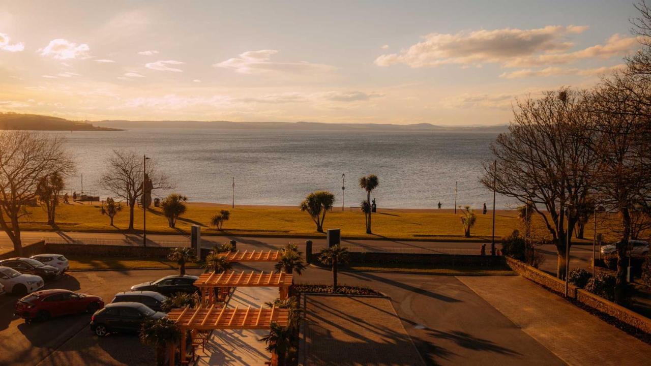 Brisbane House Hotel Largs Exterior foto
