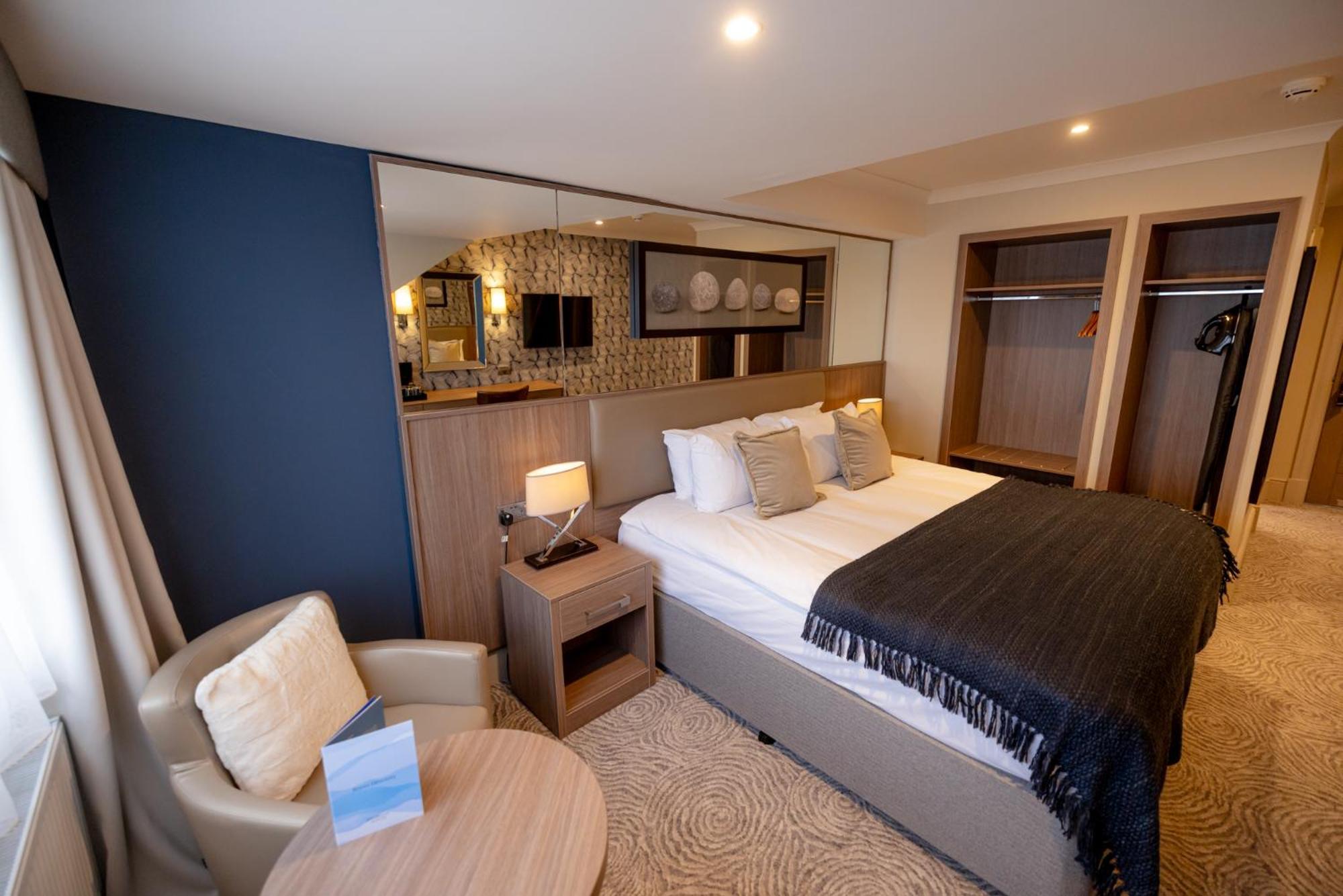 Brisbane House Hotel Largs Exterior foto