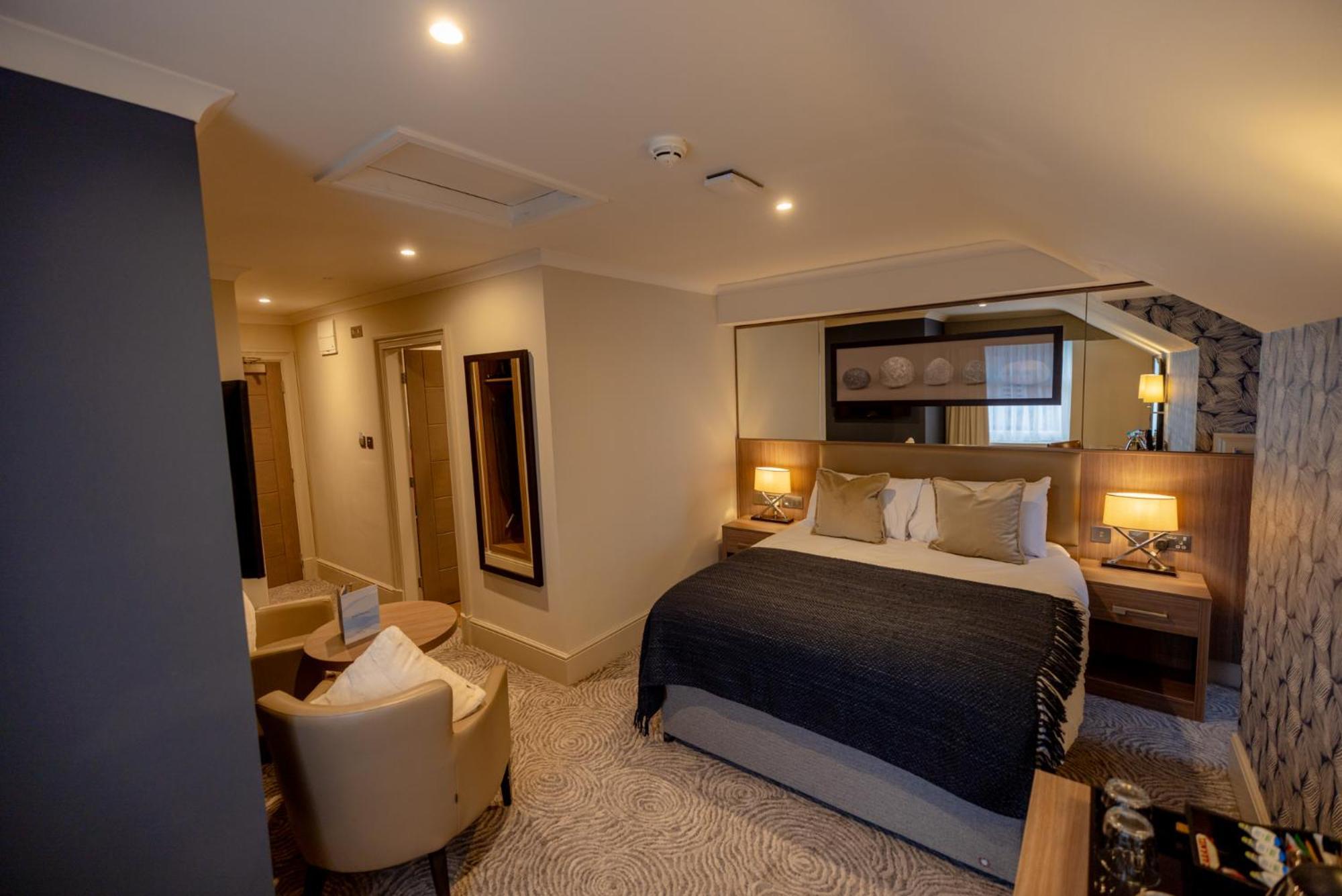Brisbane House Hotel Largs Exterior foto